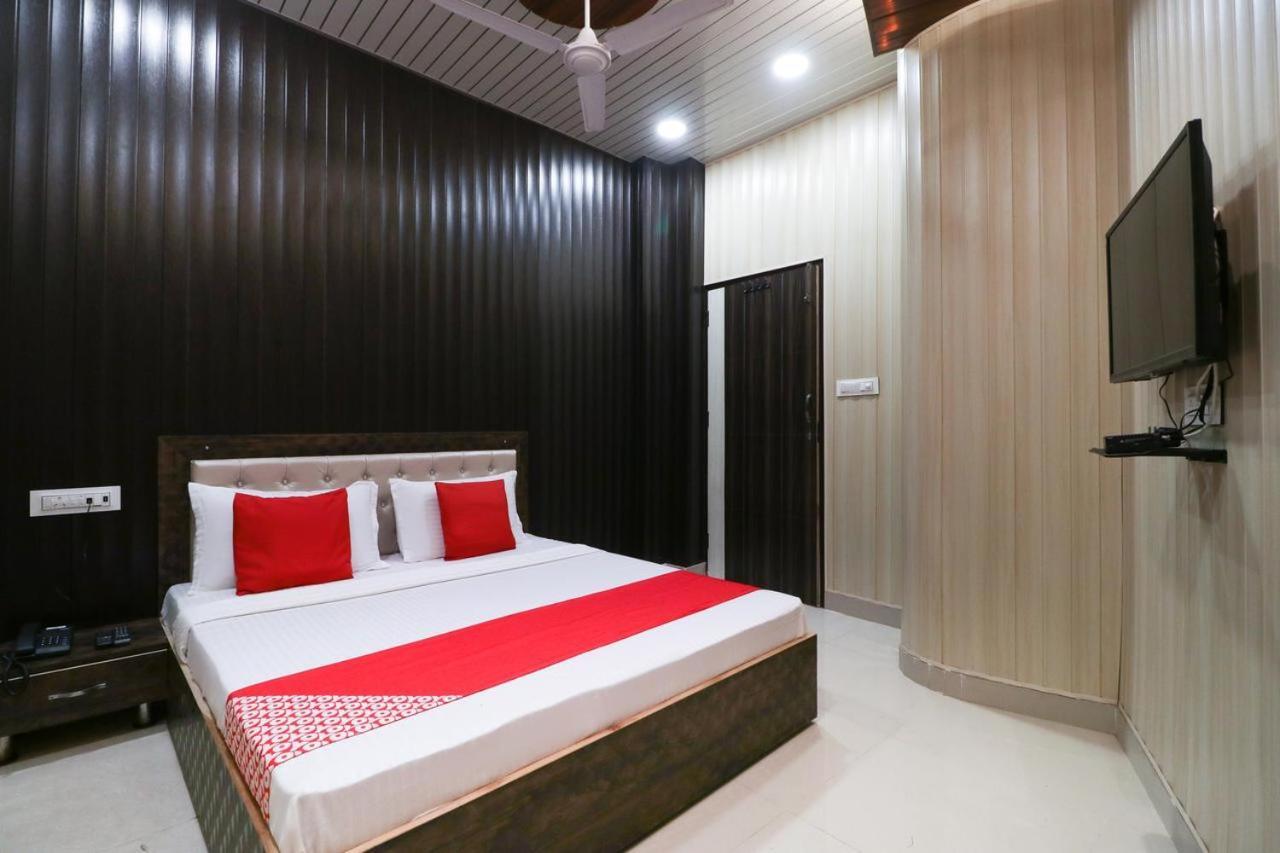 Hotel 7 Deep Ludhiana Eksteriør billede
